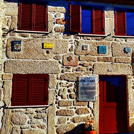 Casa Dr. Saba Apartman *